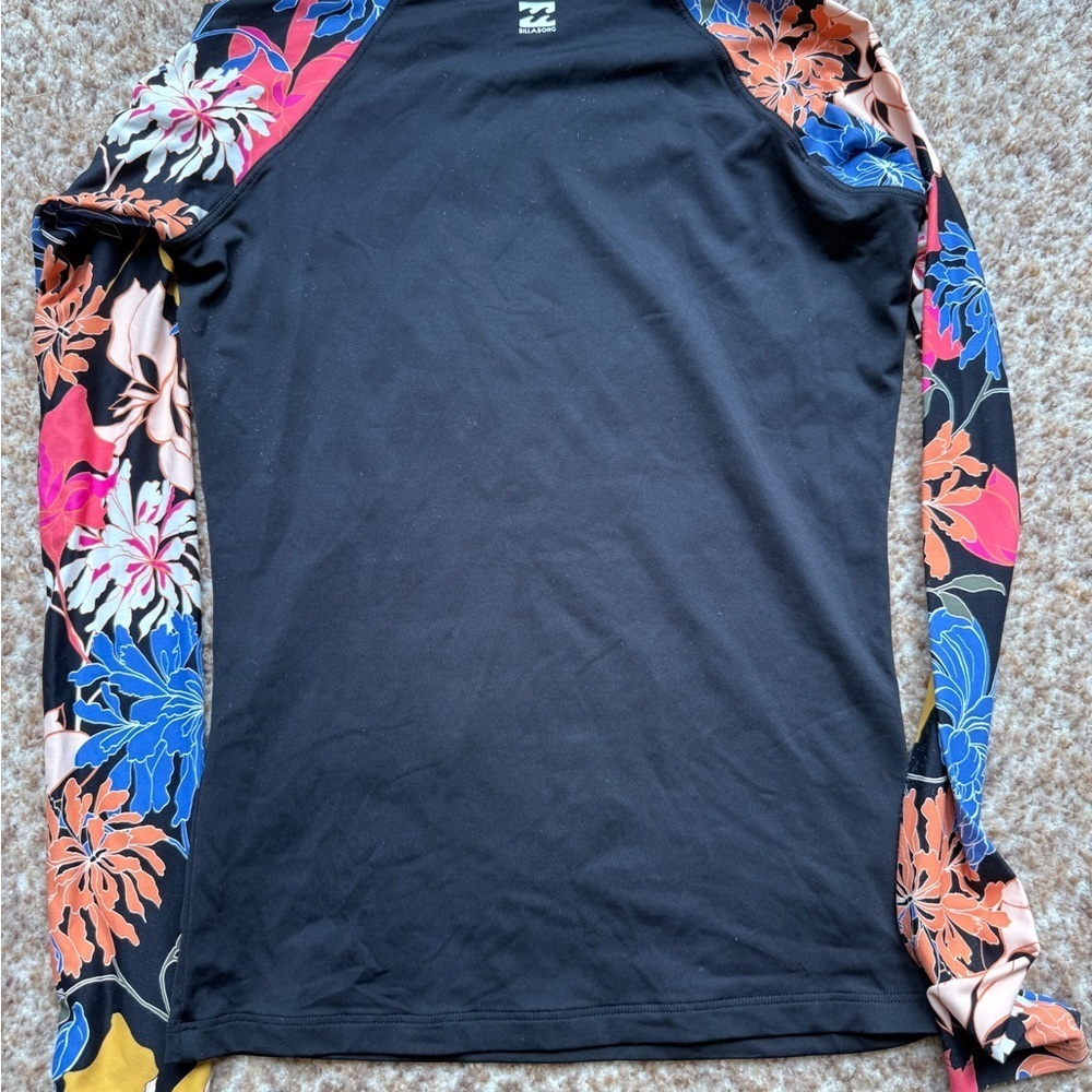 Billabong Women’s Long Sleeve Swim Rashguard Size xs - Picture 2 of 4